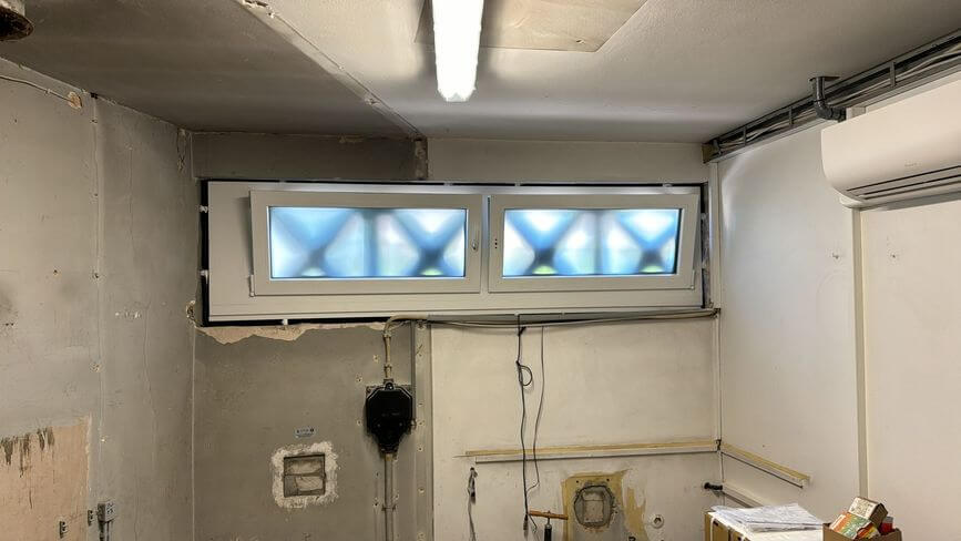 Fensteraustausch in der Trauerhalle Niederroden